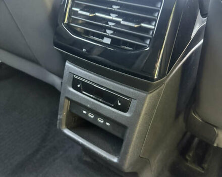 Белый Фольксваген ID.4, объемом двигателя 0 л и пробегом 55 тыс. км за 24300 $, фото 10 на Automoto.ua