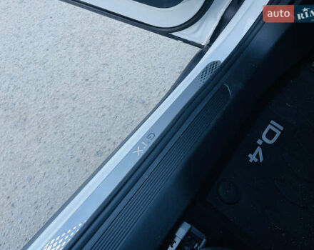 Білий Фольксваген ID.4, об'ємом двигуна 0 л та пробігом 76 тис. км за 25500 $, фото 40 на Automoto.ua