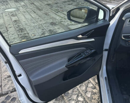 Белый Фольксваген ID.4, объемом двигателя 0 л и пробегом 44 тыс. км за 25000 $, фото 12 на Automoto.ua