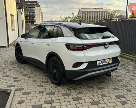 Белый Фольксваген ID.4, объемом двигателя 0 л и пробегом 47 тыс. км за 25500 $, фото 3 на Automoto.ua