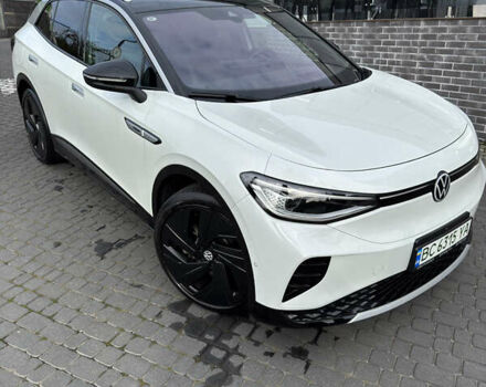 Белый Фольксваген ID.4, объемом двигателя 0 л и пробегом 28 тыс. км за 36249 $, фото 3 на Automoto.ua