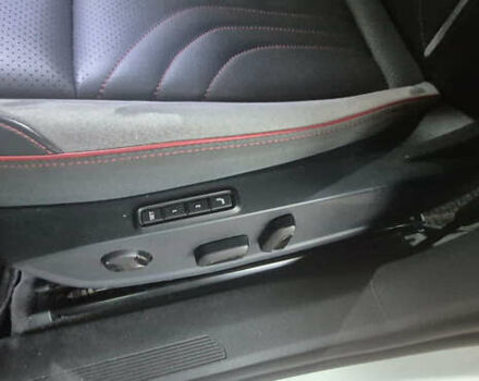 Белый Фольксваген ID.4, объемом двигателя 0 л и пробегом 62 тыс. км за 26300 $, фото 10 на Automoto.ua