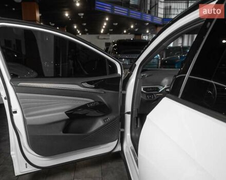 Білий Фольксваген ID.4, об'ємом двигуна 0 л та пробігом 61 тис. км за 27999 $, фото 33 на Automoto.ua