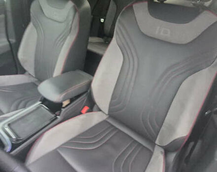 Белый Фольксваген ID.4, объемом двигателя 0 л и пробегом 62 тыс. км за 26300 $, фото 8 на Automoto.ua