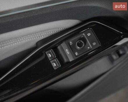 Білий Фольксваген ID.4, об'ємом двигуна 0 л та пробігом 61 тис. км за 27999 $, фото 45 на Automoto.ua