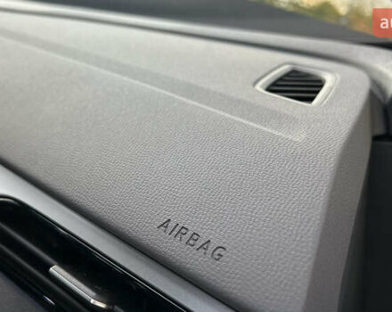 Белый Фольксваген ID.4, объемом двигателя 0 л и пробегом 47 тыс. км за 25500 $, фото 59 на Automoto.ua