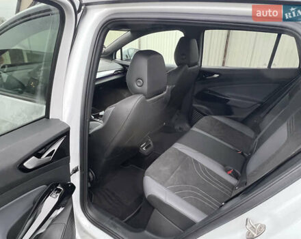 Белый Фольксваген ID.4, объемом двигателя 0 л и пробегом 23 тыс. км за 30900 $, фото 11 на Automoto.ua