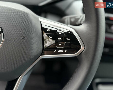 Белый Фольксваген ID.4, объемом двигателя 0 л и пробегом 8 тыс. км за 25900 $, фото 52 на Automoto.ua