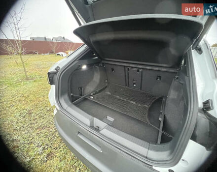 Белый Фольксваген ID.4, объемом двигателя 0 л и пробегом 23 тыс. км за 30900 $, фото 21 на Automoto.ua