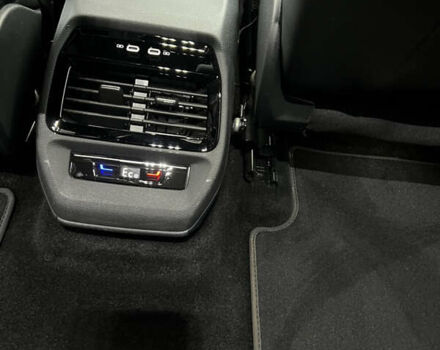 Белый Фольксваген ID.4, объемом двигателя 0 л и пробегом 23 тыс. км за 30900 $, фото 18 на Automoto.ua