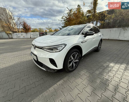 Белый Фольксваген ID.4, объемом двигателя 0 л и пробегом 17 тыс. км за 27900 $, фото 3 на Automoto.ua