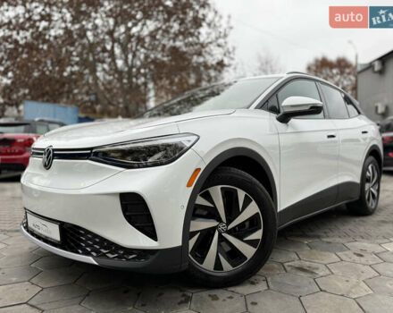 Белый Фольксваген ID.4, объемом двигателя 0 л и пробегом 8 тыс. км за 25900 $, фото 6 на Automoto.ua