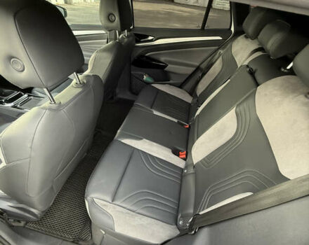 Белый Фольксваген ID.4, объемом двигателя 0 л и пробегом 17 тыс. км за 27900 $, фото 6 на Automoto.ua