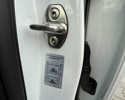 Белый Фольксваген ID.4, объемом двигателя 0 л и пробегом 17 тыс. км за 27900 $, фото 11 на Automoto.ua