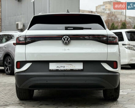 Белый Фольксваген ID.4, объемом двигателя 0 л и пробегом 8 тыс. км за 25900 $, фото 29 на Automoto.ua