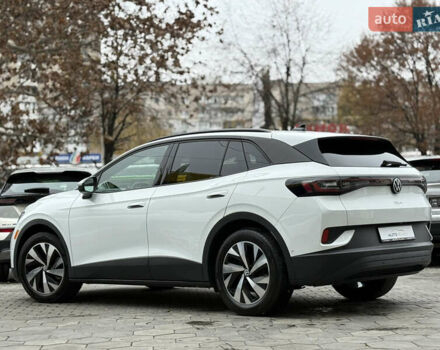 Белый Фольксваген ID.4, объемом двигателя 0 л и пробегом 8 тыс. км за 25900 $, фото 35 на Automoto.ua