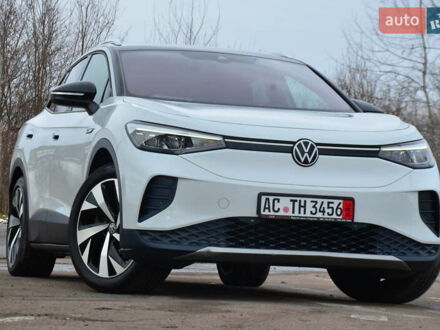 Белый Фольксваген ID.4, объемом двигателя 0 л и пробегом 113 тыс. км за 22350 $, фото 1 на Automoto.ua