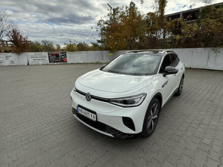 Белый Фольксваген ID.4, объемом двигателя 0 л и пробегом 17 тыс. км за 27900 $, фото 1 на Automoto.ua