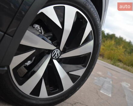 Черный Фольксваген ID.4, объемом двигателя 0 л и пробегом 100 тыс. км за 21450 $, фото 69 на Automoto.ua