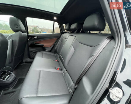 Чорний Фольксваген ID.4, об'ємом двигуна 0 л та пробігом 77 тис. км за 25999 $, фото 35 на Automoto.ua