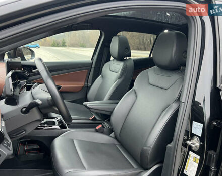 Чорний Фольксваген ID.4, об'ємом двигуна 0 л та пробігом 77 тис. км за 25999 $, фото 22 на Automoto.ua