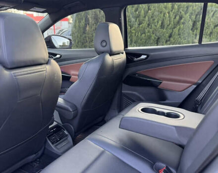 Черный Фольксваген ID.4, объемом двигателя 0 л и пробегом 51 тыс. км за 25999 $, фото 3 на Automoto.ua