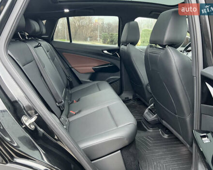 Чорний Фольксваген ID.4, об'ємом двигуна 0 л та пробігом 77 тис. км за 25999 $, фото 13 на Automoto.ua