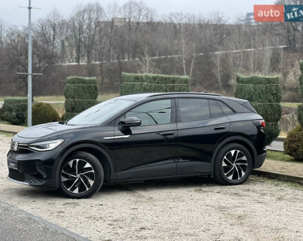 Чорний Фольксваген ID.4, об'ємом двигуна 0 л та пробігом 77 тис. км за 25999 $, фото 2 на Automoto.ua