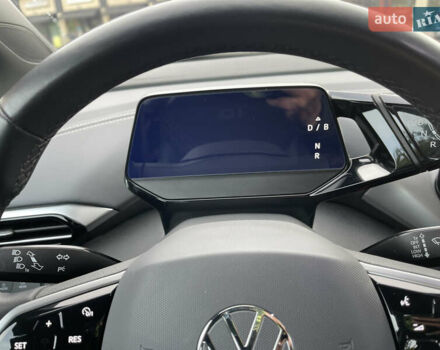 Чорний Фольксваген ID.4, об'ємом двигуна 0 л та пробігом 44 тис. км за 25000 $, фото 10 на Automoto.ua