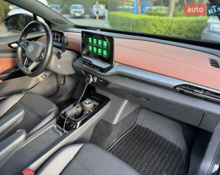 Черный Фольксваген ID.4, объемом двигателя 0 л и пробегом 51 тыс. км за 25999 $, фото 5 на Automoto.ua