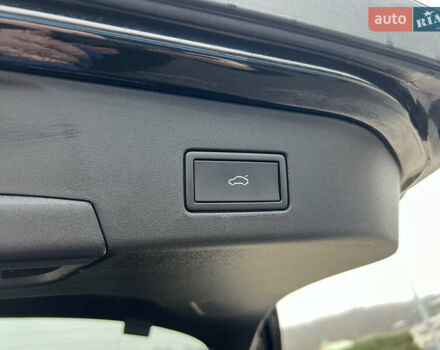 Чорний Фольксваген ID.4, об'ємом двигуна 0 л та пробігом 77 тис. км за 25999 $, фото 38 на Automoto.ua