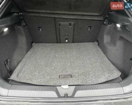 Чорний Фольксваген ID.4, об'ємом двигуна 0 л та пробігом 60 тис. км за 27000 $, фото 10 на Automoto.ua