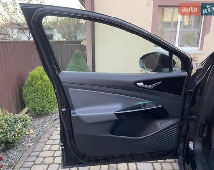 Чорний Фольксваген ID.4, об'ємом двигуна 0 л та пробігом 119 тис. км за 22800 $, фото 17 на Automoto.ua