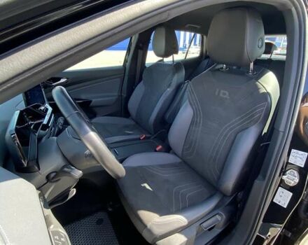 Черный Фольксваген ID.4, объемом двигателя 0 л и пробегом 25 тыс. км за 27000 $, фото 21 на Automoto.ua