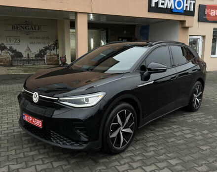 Черный Фольксваген ID.4, объемом двигателя 0 л и пробегом 233 тыс. км за 20200 $, фото 1 на Automoto.ua