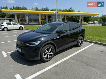 Фольксваген ID.4 2023 у Києві на Automoto.ua Чорний Фольксваген ID.4, об'ємом двигуна 0 л та пробігом 5 тис. км за 27900 $, фото 1 на Automoto.ua
