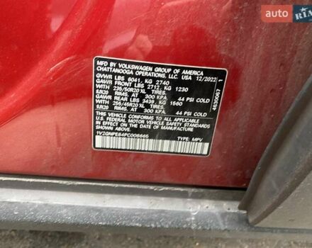 Червоний Фольксваген ID.4, об'ємом двигуна 0 л та пробігом 141 тис. км за 17800 $, фото 15 на Automoto.ua