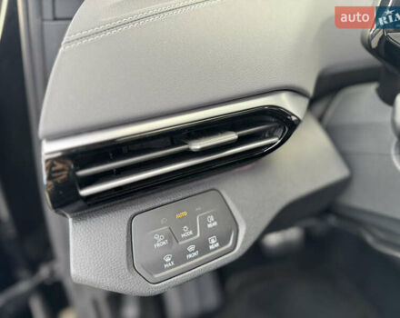 Фольксваген ID.4, объемом двигателя 0 л и пробегом 61 тыс. км за 27200 $, фото 12 на Automoto.ua