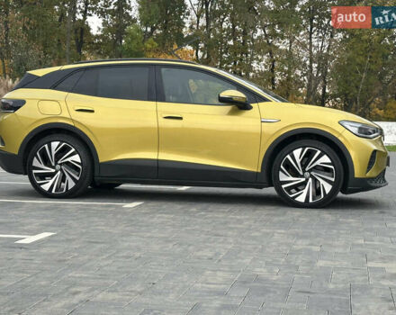 Желтый Фольксваген ID.4, объемом двигателя 0 л и пробегом 147 тыс. км за 24999 $, фото 9 на Automoto.ua