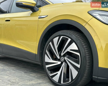 Желтый Фольксваген ID.4, объемом двигателя 0 л и пробегом 147 тыс. км за 24999 $, фото 98 на Automoto.ua