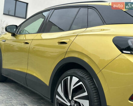Желтый Фольксваген ID.4, объемом двигателя 0 л и пробегом 147 тыс. км за 24999 $, фото 106 на Automoto.ua