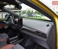 Желтый Фольксваген ID.4, объемом двигателя 0 л и пробегом 26 тыс. км за 29900 $, фото 61 на Automoto.ua