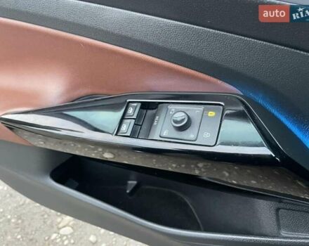 Серый Фольксваген ID.4, объемом двигателя 0 л и пробегом 186 тыс. км за 21888 $, фото 12 на Automoto.ua