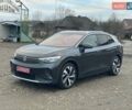 Серый Фольксваген ID.4, объемом двигателя 0 л и пробегом 186 тыс. км за 21888 $, фото 2 на Automoto.ua