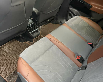 Серый Фольксваген ID.4, объемом двигателя 0 л и пробегом 204 тыс. км за 19300 $, фото 17 на Automoto.ua