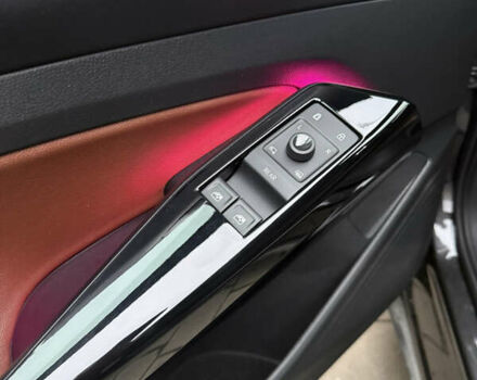 Серый Фольксваген ID.4, объемом двигателя 0 л и пробегом 204 тыс. км за 19300 $, фото 20 на Automoto.ua