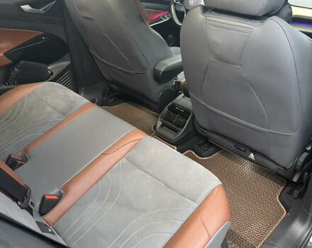 Серый Фольксваген ID.4, объемом двигателя 0 л и пробегом 204 тыс. км за 19300 $, фото 15 на Automoto.ua