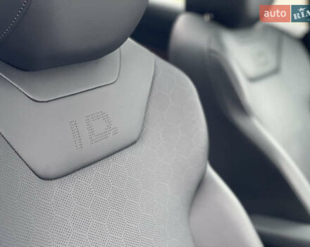 Серый Фольксваген ID.4, объемом двигателя 0 л и пробегом 104 тыс. км за 22600 $, фото 20 на Automoto.ua