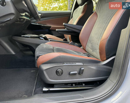 Серый Фольксваген ID.4, объемом двигателя 0 л и пробегом 136 тыс. км за 21000 $, фото 42 на Automoto.ua