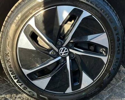 Сірий Фольксваген ID.4, об'ємом двигуна 0 л та пробігом 53 тис. км за 28000 $, фото 33 на Automoto.ua